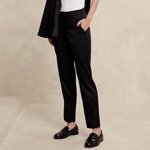 NWT Banana Republic Ryan Straight Pant - Black Satin- Size 16